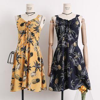 Tie-neckline Floral Sleeveless Dress