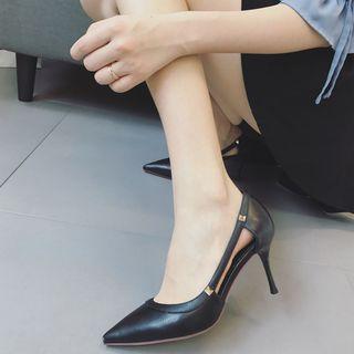 Studded Cut Out Pointed Pumps