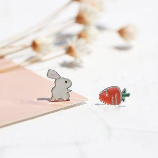 Sterling Silver Asymmetric Carrot & Rabbit Studs