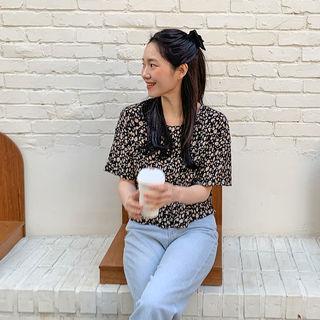 Floral Print Crinkled Top