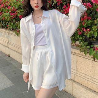 Plain Shirt / Sweat Shorts