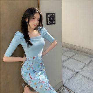 Plain Short-sleeve Slim-fit Knit Top / Print Midi Skirt
