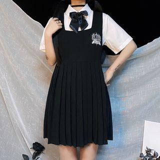 Set: Short-sleeve Shirt + Badge Applique Pinafore Dress As Shown In Figure - One Size