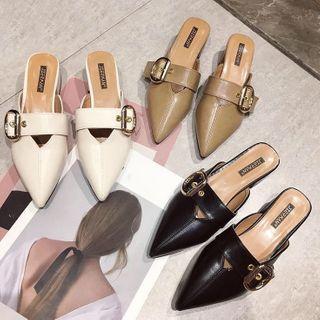 Buckled Pointy-toe Block Heel Mules