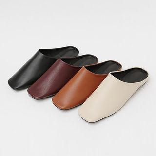 Square-neck Flat Mules