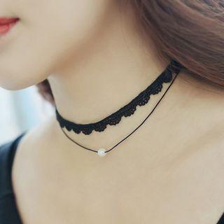 Faux Pearl Layered Choker