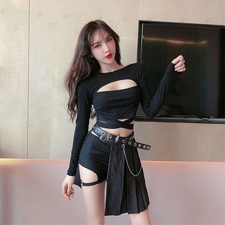 Cut-out Long-sleeve T-shirt / Mini Skirt / Shorts / Belt