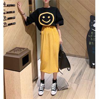 Printed Crewneck Short-sleeve Top / High-waist Skirt