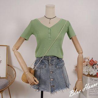 V-neck Ribbed Short-sleeve T-shirt