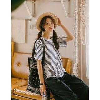 Heart-embroidered Striped T-shirt