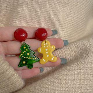 Christmas Gingerbread Man Resin Dangle Earring