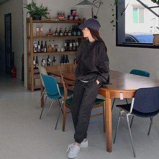 Brushed Fleece Set: Oversize Sweatshirt + Jogger Pants