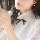 Frill-neck Puff-sleeve Blouse With Brooch