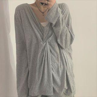 Set: V-neck Twist T-shirt + Tank Top Set - White Tank Top & T-shirt - Gray - One Size