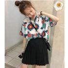 Flower Print Short-sleeve Shirt / Pleated Skirt