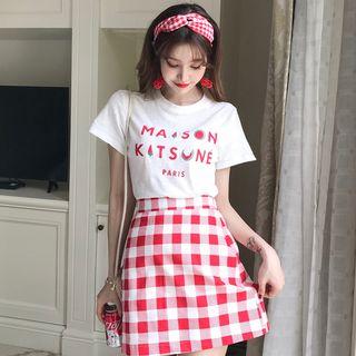Short-sleeve Printed T-shirt / Mini Plaid A-line Skirt