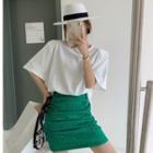 Short-sleeve Plain T-shirt / Pencil Skirt
