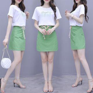 Set: Short-sleeve T-shirt + Mini Fitted Skirt