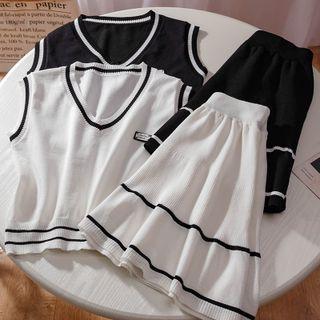 Set: V-neck Contrast Trim Sweater Vest + Mini A-line Skirt
