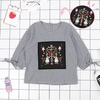 Applique Gingham 3/4-sleeve Blouse