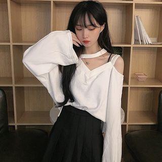 Choker Cold-shoulder Long-sleeve T-shirt / Pleated Mini A-line Skirt / Set