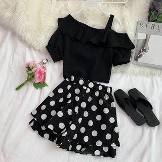 Set: Short-sleeve Cut-out Blouse + Polka Dot Mini Culottes