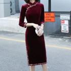 Traditional Chinese Elbow-sleeve Velvet Dress