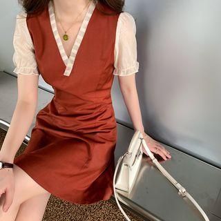 Short-sleeve V-neck Blouse / Short-sleeve V-neck Slim-fit Dress