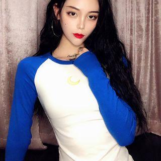 Long-sleeve Crescent Print Raglan T-shirt