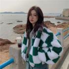 Checker Fluffy Jacket