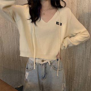 Long-sleeve Tie-front V-neck Knit Top