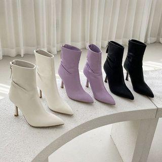Spool-heel Pointy Ankle Boots
