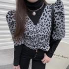 Puff-sleeve Leopard Print Top / Turtleneck Plain T-shirt