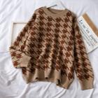 Loose-fit Houndstooth Sweater
