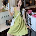 Sleeveless Ruffle A-line Dress / Crossbody Bag