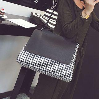 Houndstooth Shoulder Bag