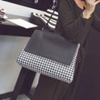 Houndstooth Shoulder Bag