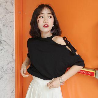 Elbow-sleeve Asymmetric Shoulder Top