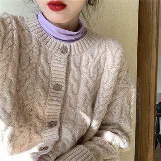 Plain Long-sleeve T-shirt / Cable-knit Cardigan