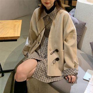 Toggle Plain Coat / Long-sleeve Plaid Shirt
