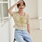 Square-neck Ruffle Trim Floral Cropped Blouse