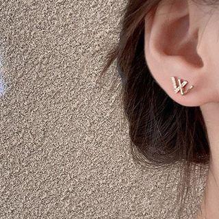 W Lettering Rhinestone Alloy Earring