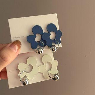 Flower Bell Dangle Earring