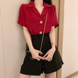 Short-sleeve Shirt / High-waist Shorts