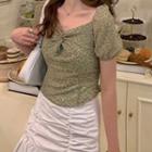 Short-sleeve Floral Print Twisted Blouse / Shirred A-line Skirt