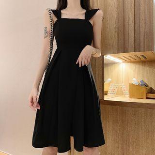 Off-sleeve A-line Midi Dress