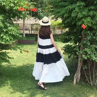 Color-block Sleeveless A-line Maxi Dress