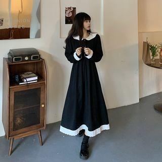Long-sleeve Two-tone Eyelet Lace Dress Black - One Size
