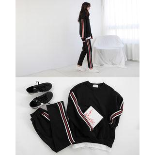 Set: Layered-hem Contrast-trim Sweatshirt + Sweatpants
