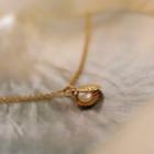 925 Sterling Silver Faux Pearl Shell Pendant Necklace Gold - One Size